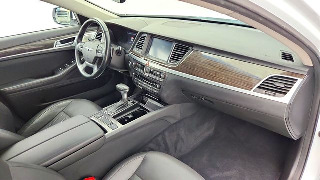 2018 Genesis G80 3.8L RWD w/ Premium Package - 23011422 - 25