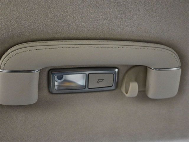 2018 Genesis G90 3.3T Premium RWD - 22881752 - 14