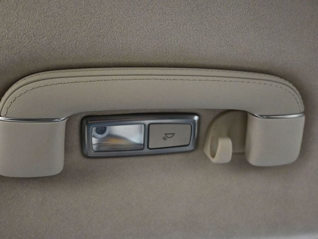 2018 Genesis G90 3.3T Premium RWD - 22995150 - 14