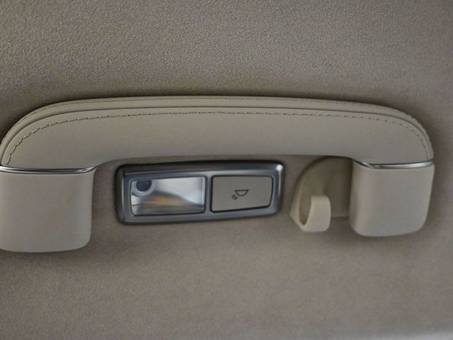 2018 Genesis G90 3.3T Premium RWD - 23043569 - 13