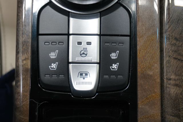 2018 Genesis G90 5.0L Ultimate - 23026411 - 23