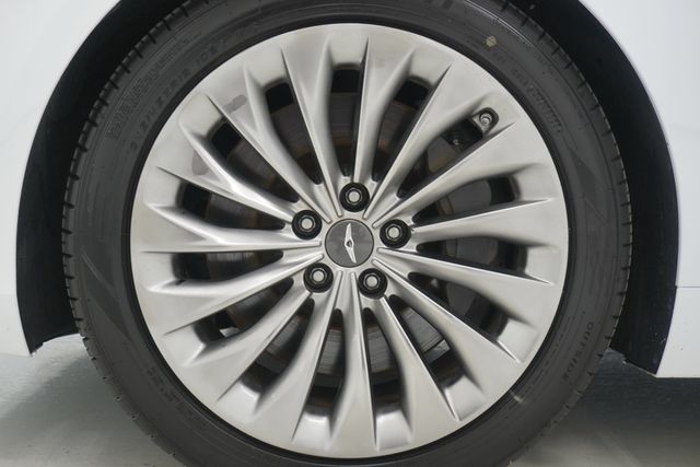 2018 Genesis G90 5.0L Ultimate - 23026411 - 30