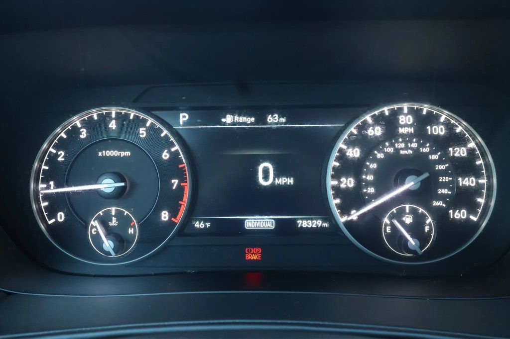 2018 Genesis G90 5.0 Ultimate Sedan 4D - 22954293 - 10