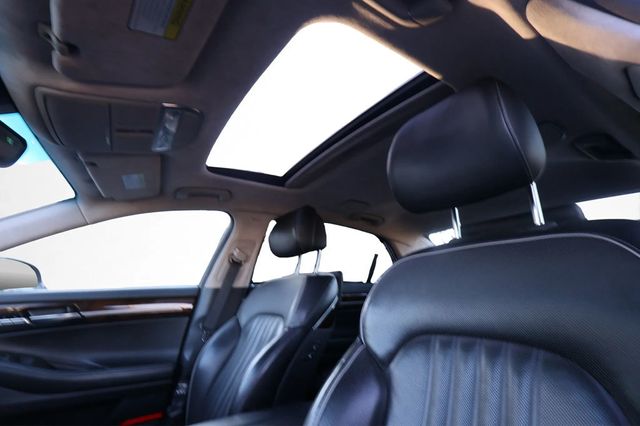 2018 Genesis G90 5.0 Ultimate Sedan 4D - 23043689 - 15