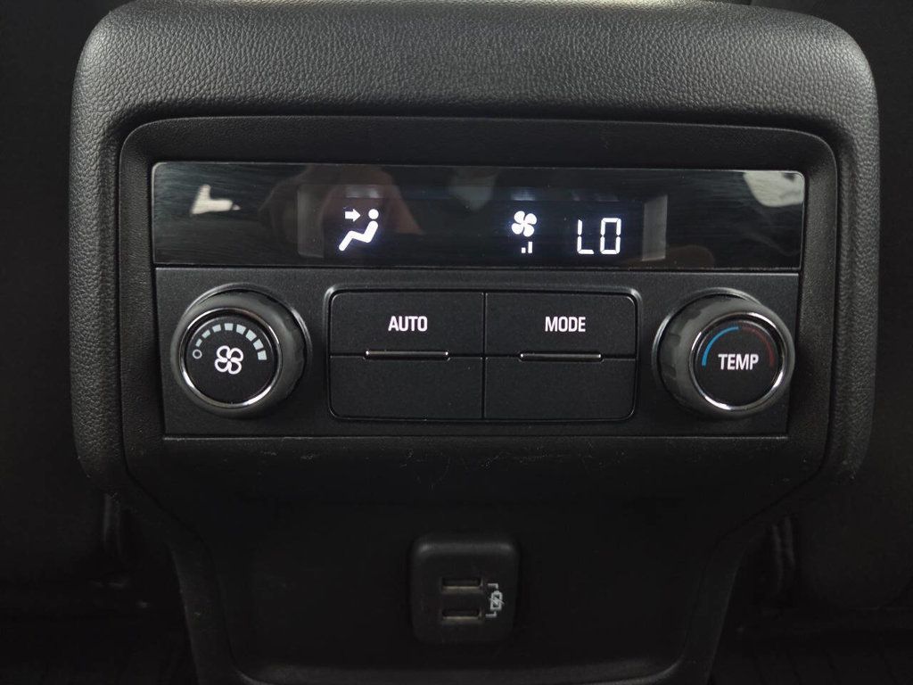 2018 Gmc Acadia SLE photo 18