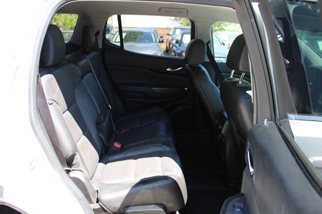 2018 GMC Acadia FWD 4dr SLT w/SLT-1 - 23000923 - 31