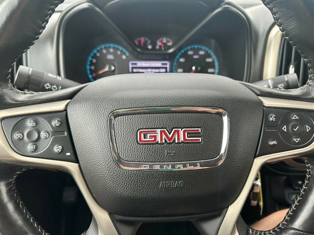 2018 GMC Canyon 4WD Crew Cab 128.3" Denali - 22933834 - 11