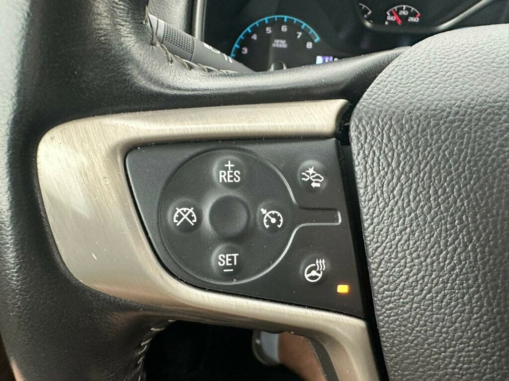 2018 GMC Canyon 4WD Crew Cab 128.3" Denali - 22933834 - 13