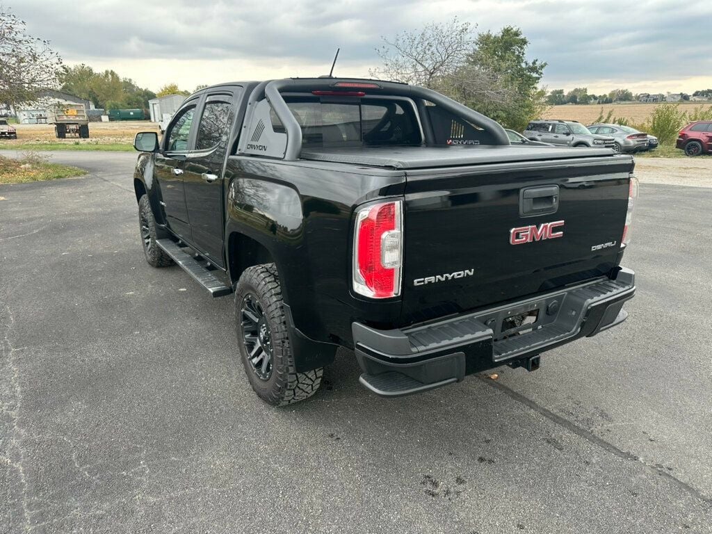 2018 GMC Canyon 4WD Crew Cab 128.3" Denali - 22933834 - 2