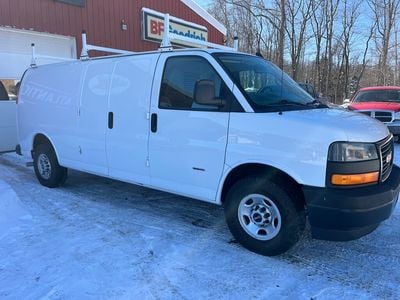 2018 GMC Savana Cargo Van