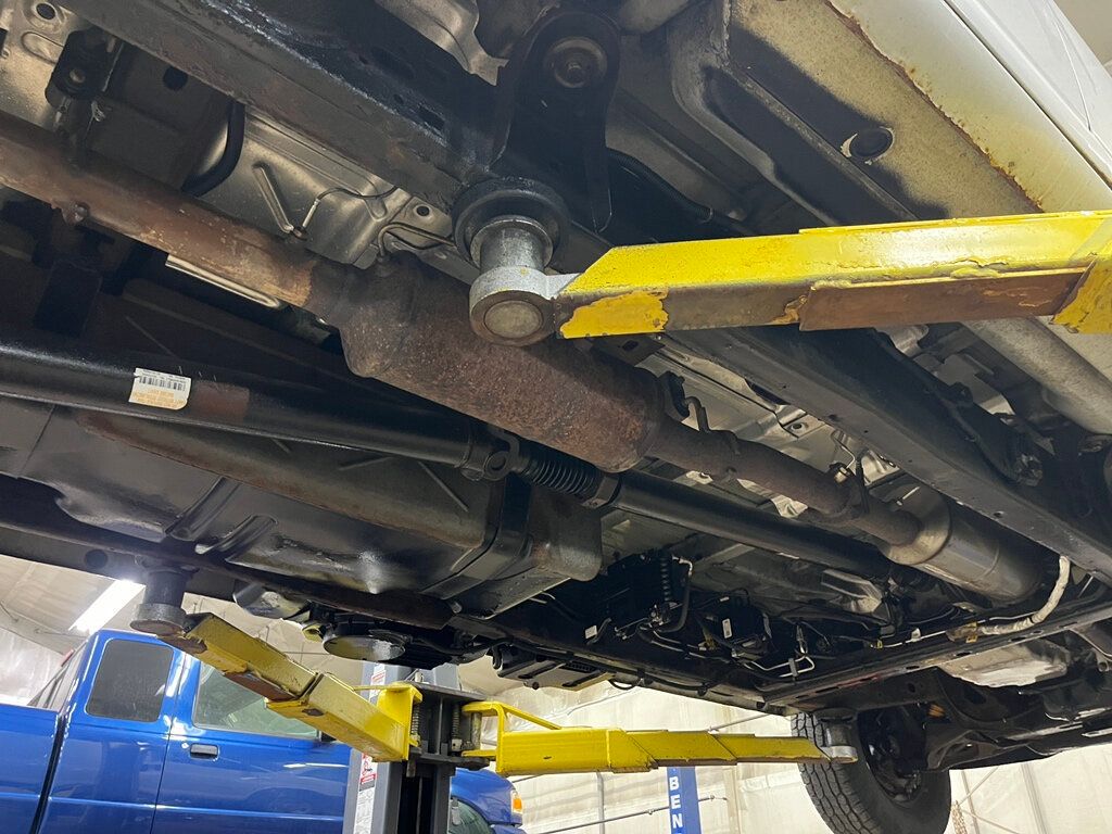 2018 GMC Savana Cargo Van Mini Duramax Turbo Diesel Work Van - 22974920 - 30