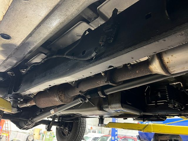 2018 GMC Savana Cargo Van Mini Duramax Turbo Diesel Work Van - 22974920 - 34