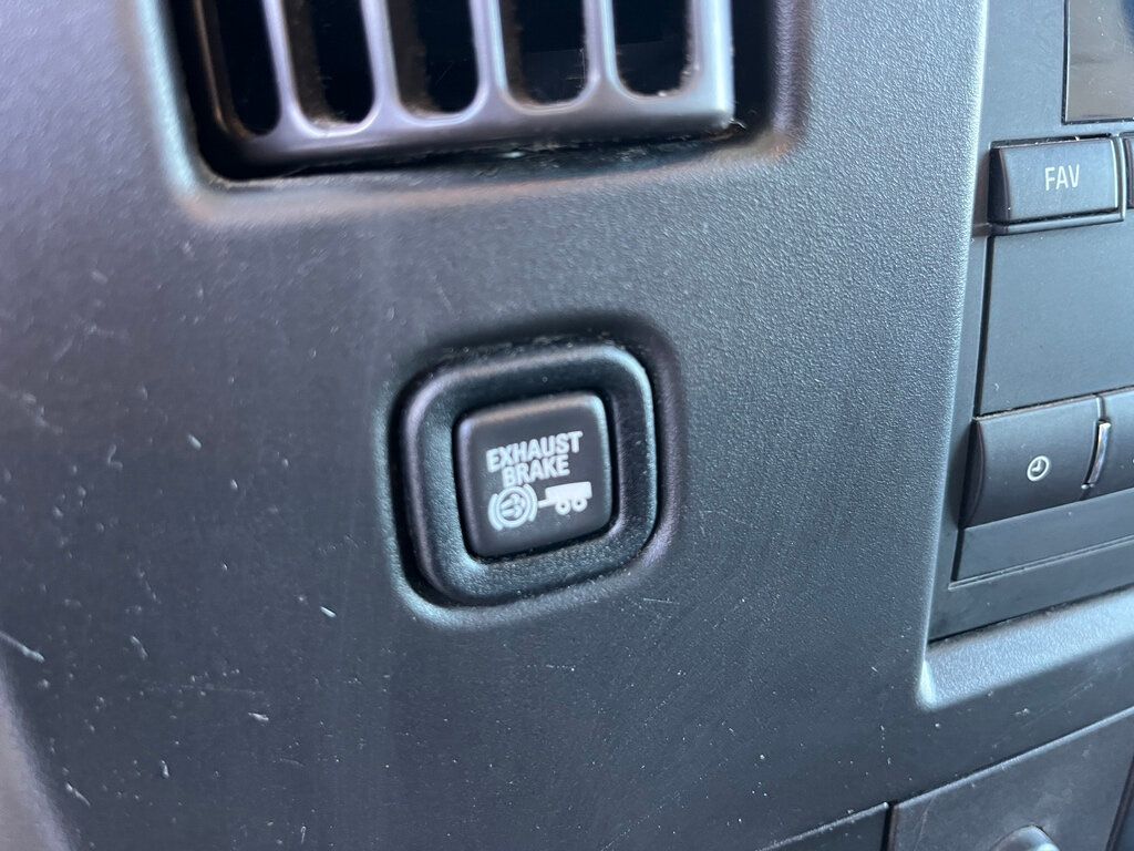 2018 GMC Savana Cargo Van Mini Duramax Turbo Diesel Work Van - 22974920 - 37