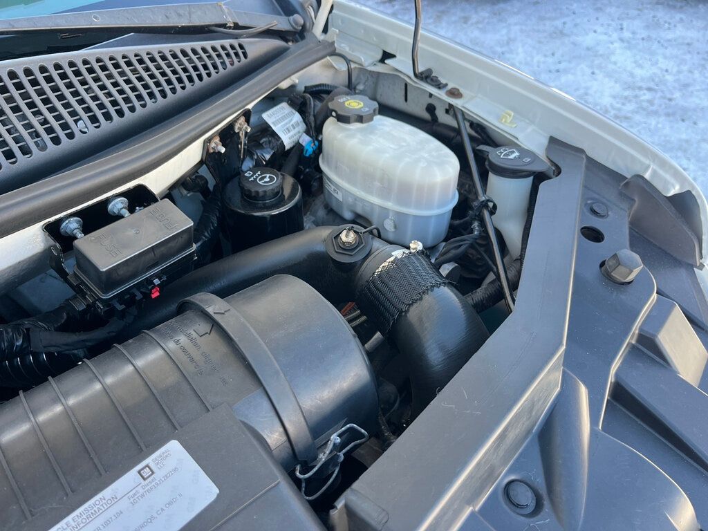 2018 GMC Savana Cargo Van Mini Duramax Turbo Diesel Work Van - 22974920 - 38
