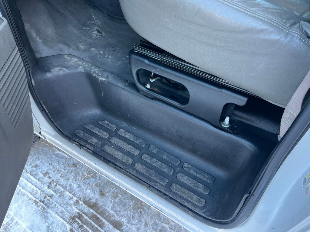 2018 GMC Savana Cargo Van Mini Duramax Turbo Diesel Work Van - 22974920 - 54