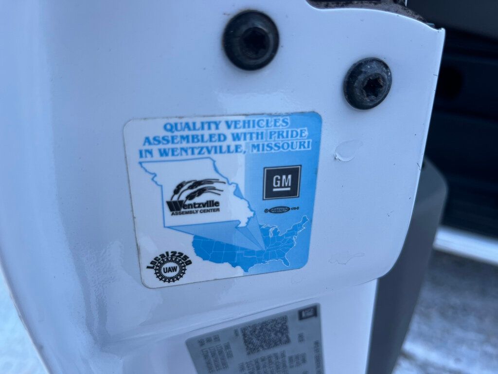 2018 GMC Savana Cargo Van Mini Duramax Turbo Diesel Work Van - 22974920 - 58