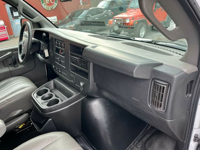 2018 GMC Savana Cargo Van Mini Duramax Turbo Diesel Work Van - 22986901 - 13