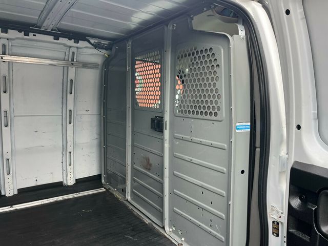 2018 GMC Savana Cargo Van Mini Duramax Turbo Diesel Work Van - 22986901 - 18