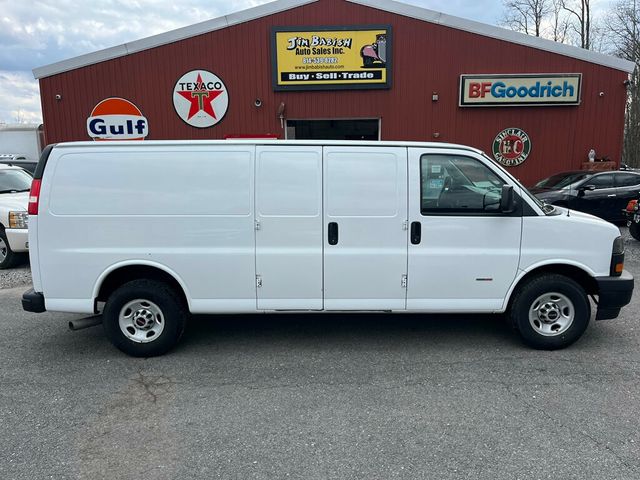 2018 GMC Savana Cargo Van Mini Duramax Turbo Diesel Work Van - 22986901 - 1