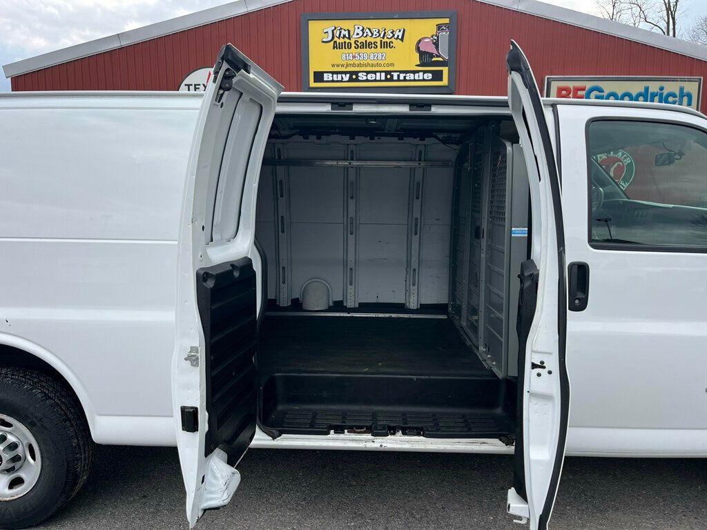 2018 GMC Savana Cargo Van Mini Duramax Turbo Diesel Work Van - 22986901 - 19