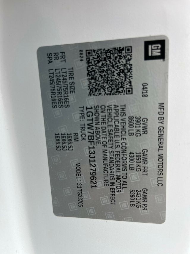 2018 GMC Savana Cargo Van Mini Duramax Turbo Diesel Work Van - 22986901 - 31