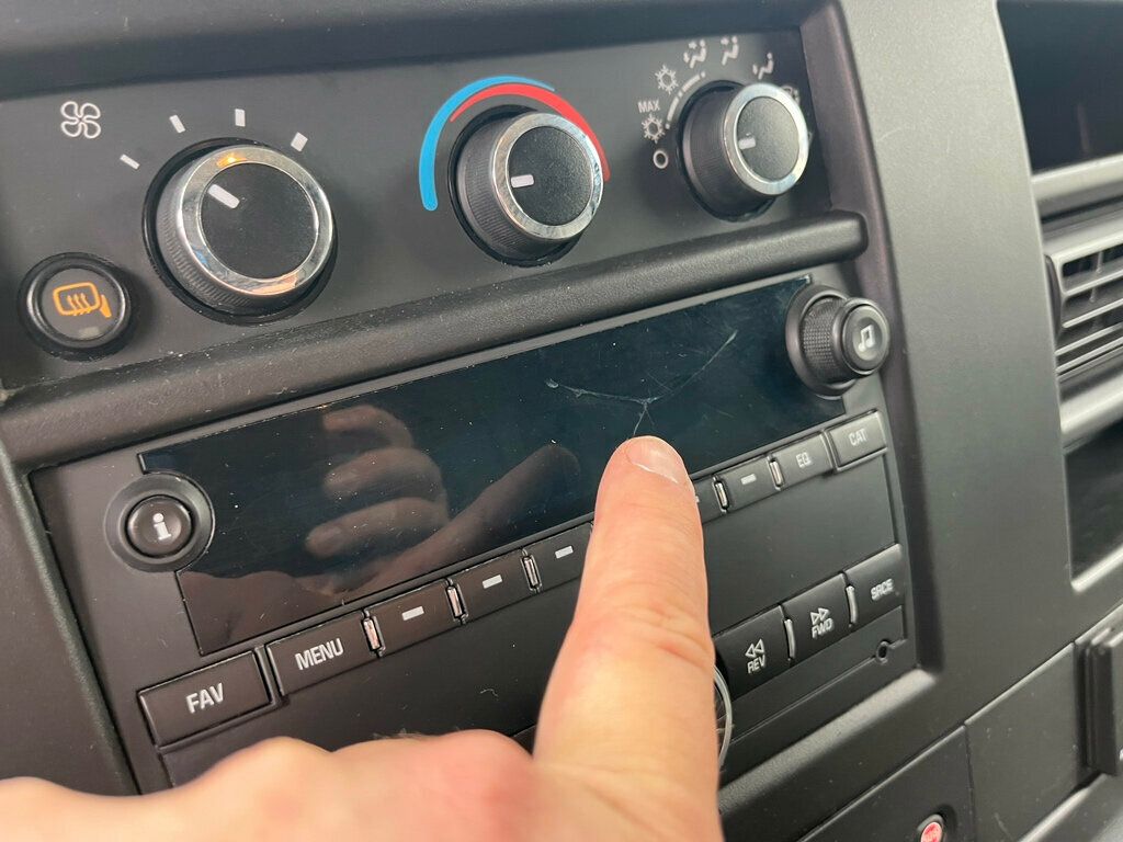 2018 GMC Savana Cargo Van Mini Duramax Turbo Diesel Work Van - 22986901 - 36