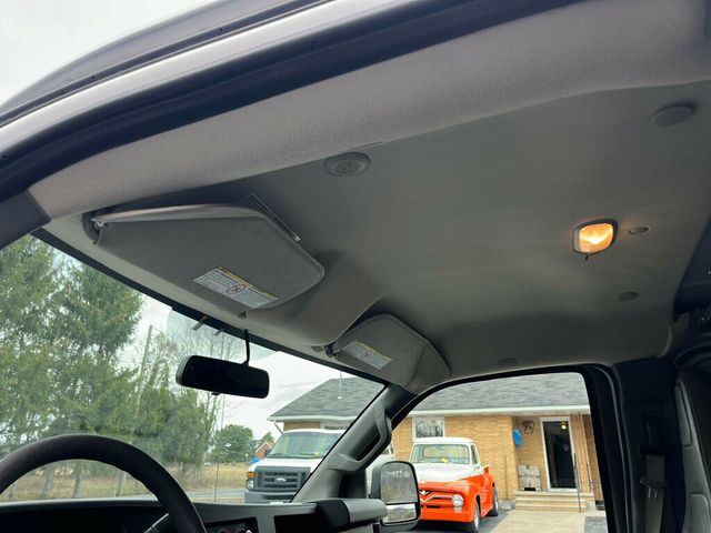 2018 GMC Savana Cargo Van Mini Duramax Turbo Diesel Work Van - 22986901 - 39