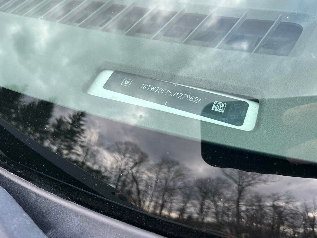 2018 GMC Savana Cargo Van Mini Duramax Turbo Diesel Work Van - 22986901 - 42