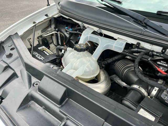 2018 GMC Savana Cargo Van Mini Duramax Turbo Diesel Work Van - 22986901 - 44