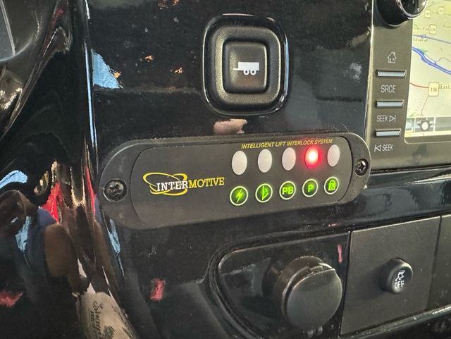 2018 GMC Savana Cargo Van RWD 2500 135" - 22915202 - 24