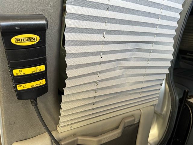 2018 GMC Savana Cargo Van RWD 2500 135" - 22915202 - 32