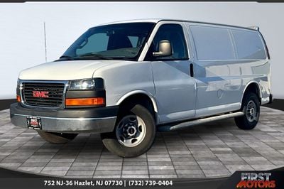 2018 GMC Savana Cargo Van