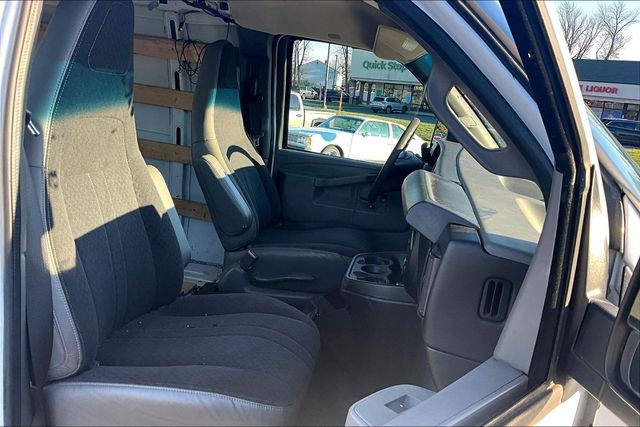 2018 GMC Savana Cargo Van RWD 2500 135" - 23009757 - 11