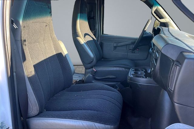 2018 GMC Savana Cargo Van RWD 2500 135" - 23009757 - 13