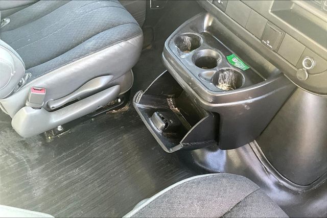 2018 GMC Savana Cargo Van RWD 2500 135" - 23009757 - 23