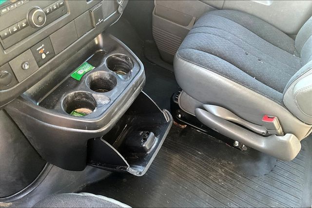 2018 GMC Savana Cargo Van RWD 2500 135" - 23009757 - 25