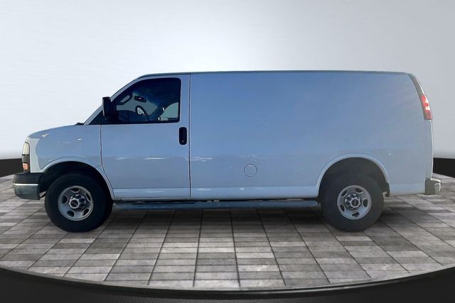 2018 GMC Savana Cargo Van RWD 2500 135" - 23009757 - 3