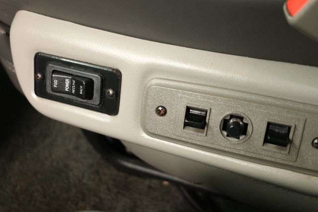 2018 GMC Savana Cargo Van RWD 2500 155'' w/ Major Explorer Conversions & Seating for 7 - 23004644 - 18