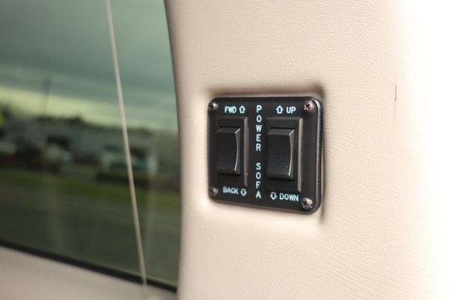 2018 GMC Savana Cargo Van RWD 2500 155'' w/ Major Explorer Conversions & Seating for 7 - 23004644 - 23