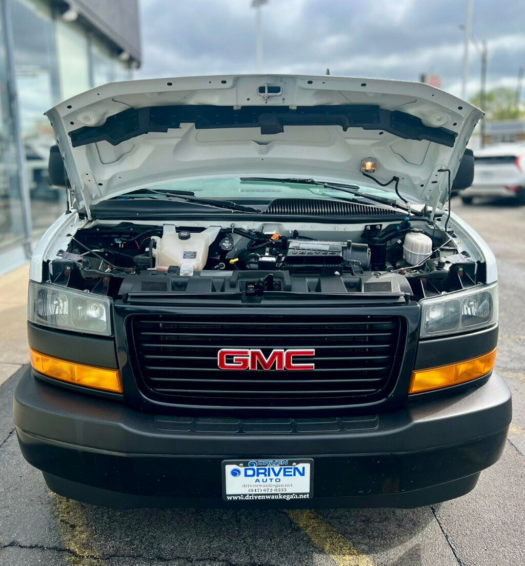 2018 Gmc Savana Cargo 3500 photo 10