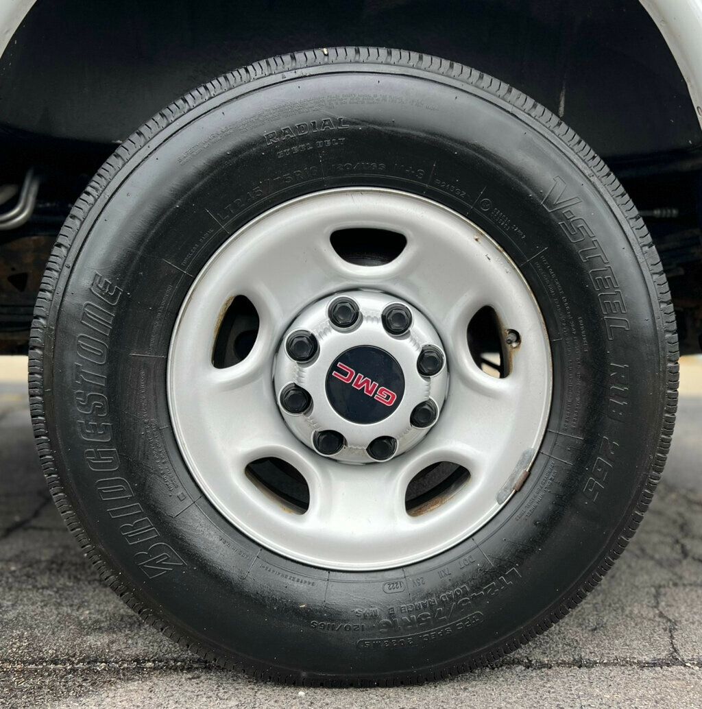 2018 Gmc Savana Cargo 3500 photo 15