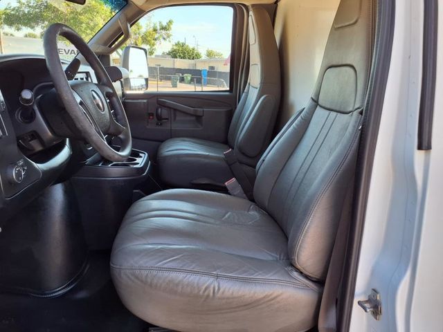 2018 GMC Savana Commercial Cutaway 3500 Van 159" - 22900817 - 15