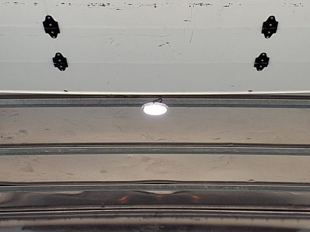 2018 GMC Savana Commercial Cutaway 3500 Van 159" - 22900817 - 23