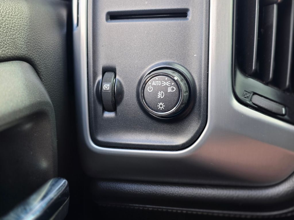 2018 GMC Sierra 1500 2WD Crew Cab 143.5" SLE - 22986682 - 36