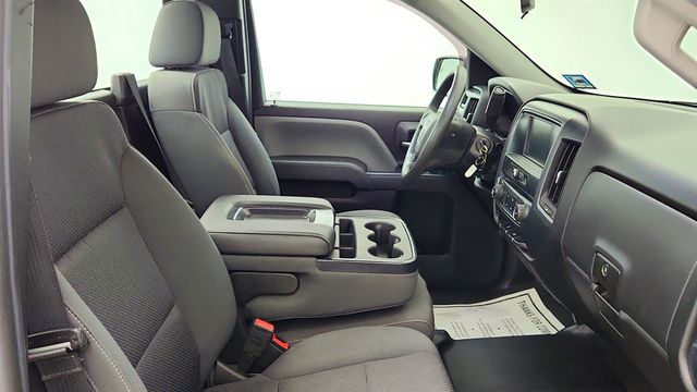 2018 GMC Sierra 1500  2WD Reg Cab 133.0'' w/ 5.3L EcoTec3 V8 - 23021156 - 20