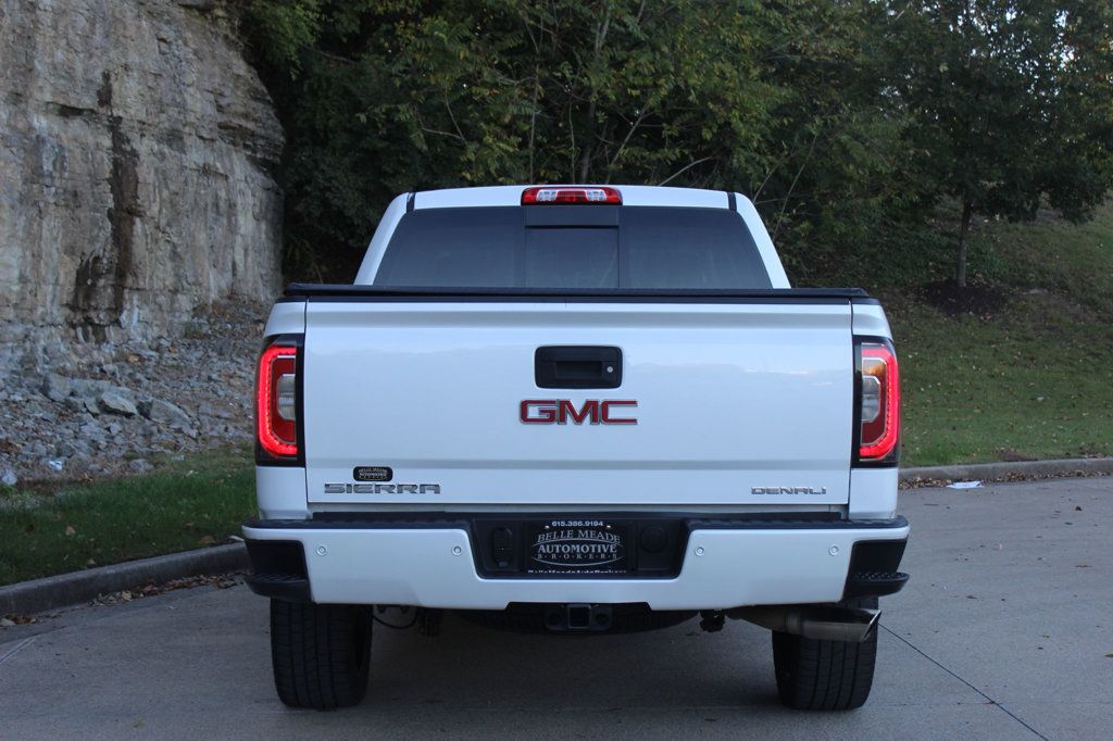2018 GMC Sierra 1500 4WD Crew Cab 143.5" Denali - 22935834 - 5