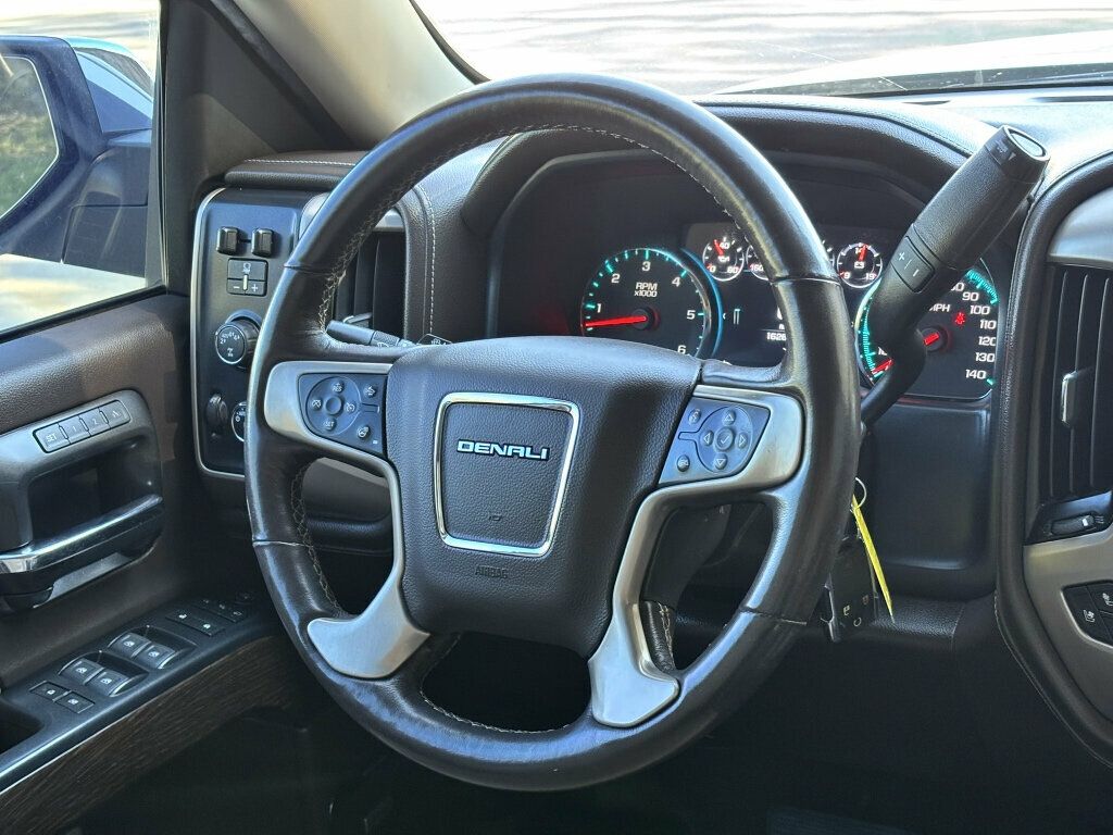 2018 GMC Sierra 1500 4WD Crew Cab 143.5" Denali - 23101512 - 31