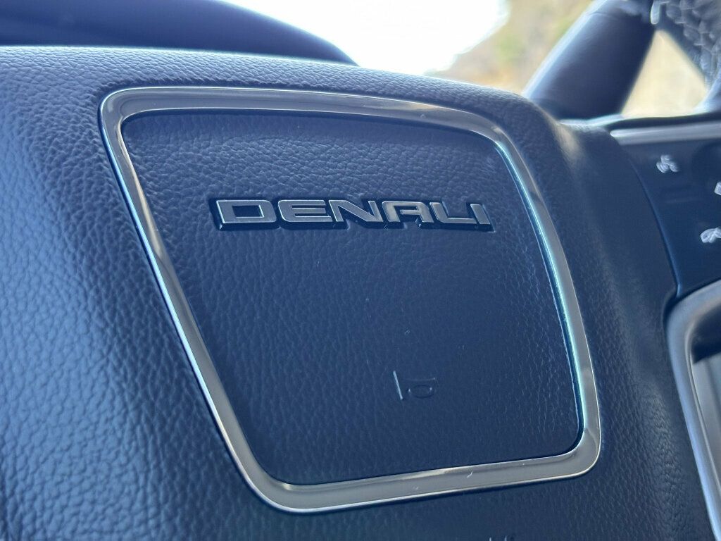 2018 GMC Sierra 1500 4WD Crew Cab 143.5" Denali - 23101512 - 40