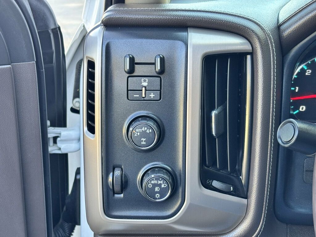 2018 GMC Sierra 1500 4WD Crew Cab 143.5" Denali - 23101512 - 43