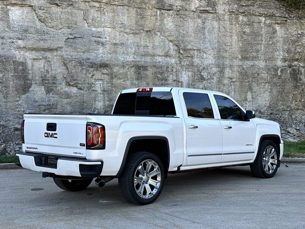2018 GMC Sierra 1500 4WD Crew Cab 143.5" Denali - 23101512 - 4
